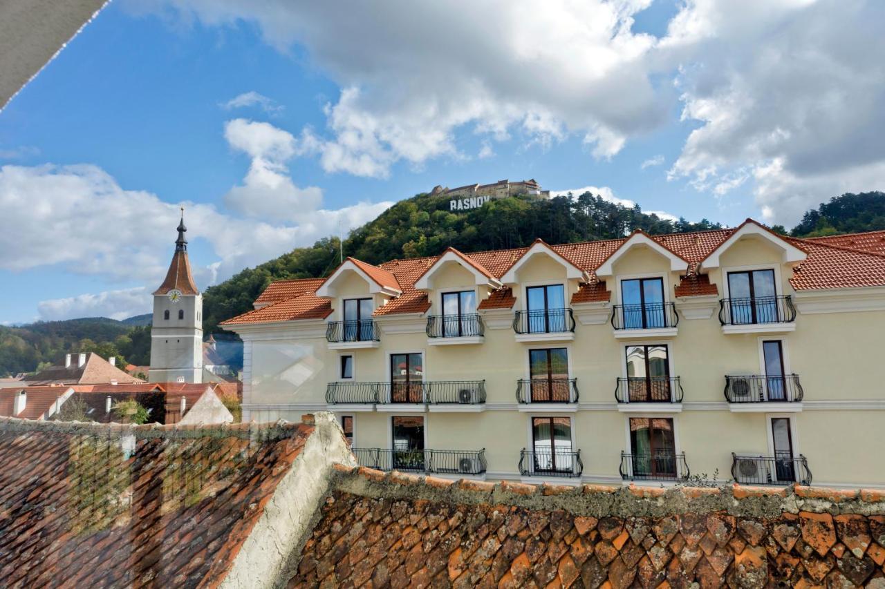 Apartaments Rîşnov Exterior foto