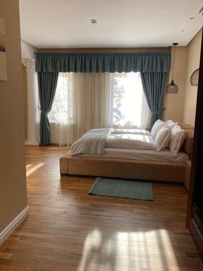 Apartaments Rîşnov Exterior foto