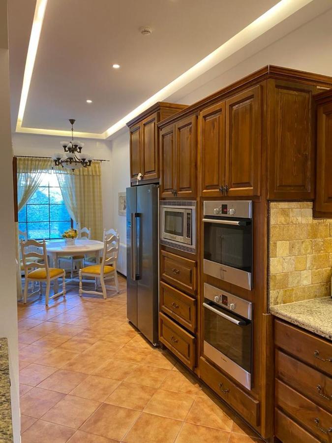 Apartaments Rîşnov Exterior foto