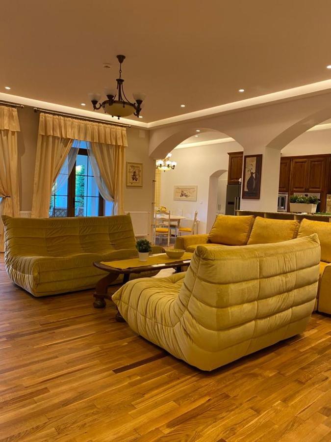 Apartaments Rîşnov Exterior foto