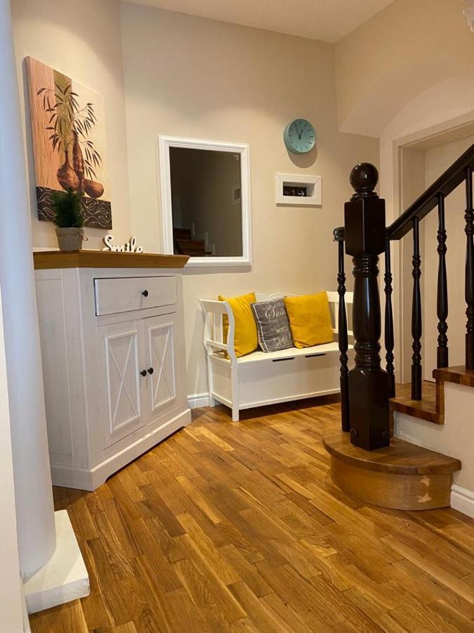 Apartaments Rîşnov Exterior foto
